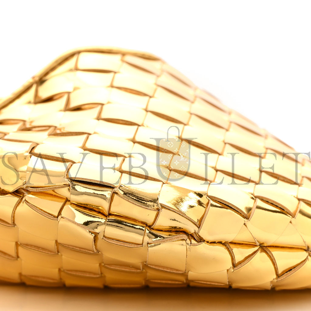 BOTTEGA VENETA MIRROR LAMINATED NAPPA INTRECCIATO MINI SARDINE BAG GOLD (20*14*3cm) BOTTEGA VENETA MIRROR LAMINATED NAPPA INTRECCIATO MINI SARDINE BAG GOLD (20*14*3cm)